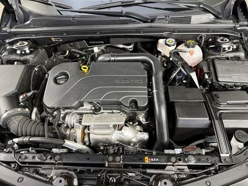 Used 2025 Chevrolet Malibu LS image 26