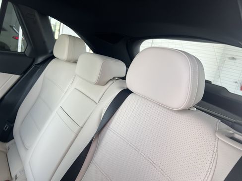 Certified 2025 Mercedes-Benz GLC 300 image 24