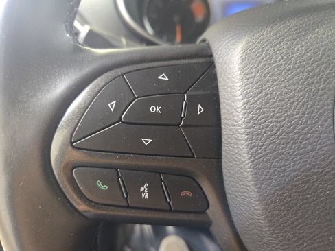 Used 2019 Jeep Cherokee Trailhawk w/ Cold Weather Group AWD/4WD image 20