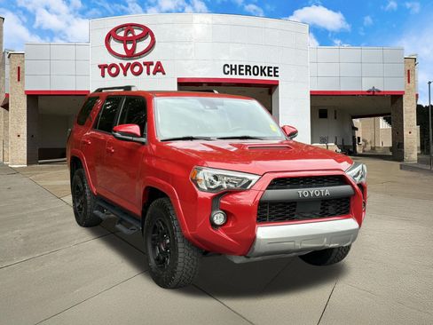 Used 2023 Toyota 4Runner TRD Off-Road Premium w/ Moonroof Package AWD/4WD image 3