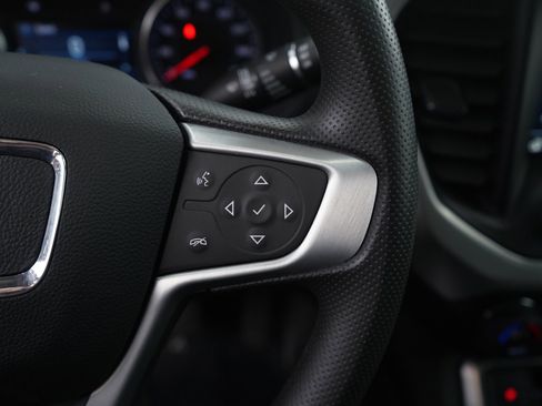 Used 2023 GMC Acadia SLE image 20