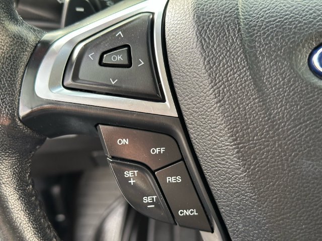 Used 2017 Ford Edge SEL w/ Equipment Group 201A AWD/4WD image 14