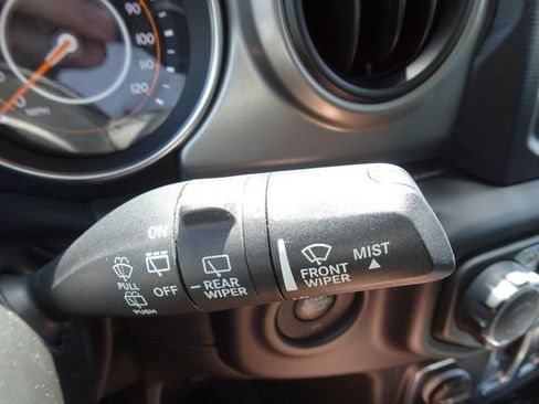 Used 2021 Jeep Wrangler Sport AWD/4WD image 23