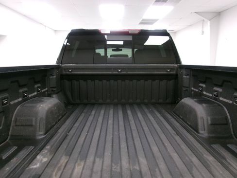 Used 2021 Chevrolet Silverado 1500 LT Trail Boss w/ Convenience Package II AWD/4WD image 13