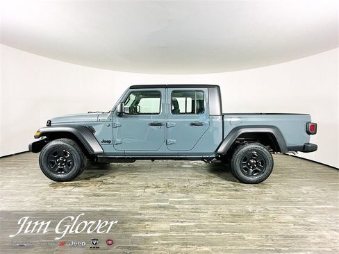 New 2026 Jeep Gladiator Sport image 5