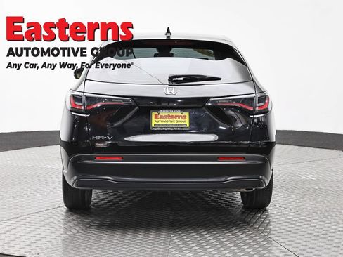 Used 2024 Honda HR-V LX image 6