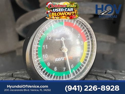 Used 2017 Chevrolet Equinox LS FWD image 29