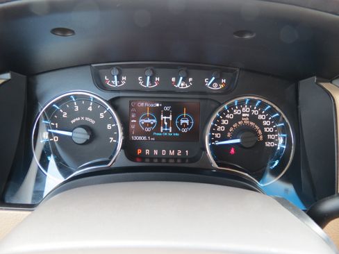 Used 2012 Ford F150 XLT w/ XLT Convenience Pkg RWD image 12