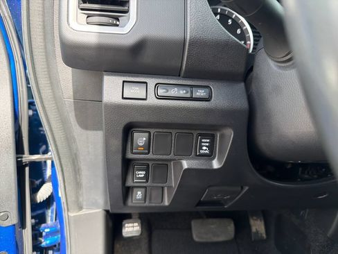 Certified 2024 Nissan Frontier SV w/ SV Convenience Package RWD image 31