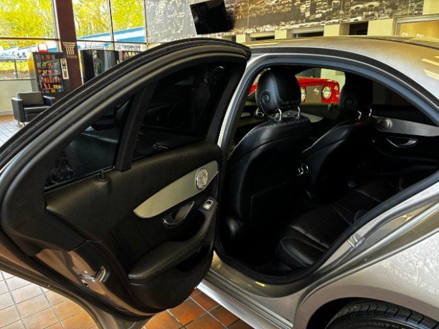 Used 2019 Mercedes-Benz C 300 4MATIC Sedan image 25