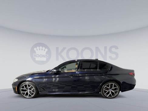 Used 2022 BMW 530i xDrive w/ M Sport Package AWD/4WD image 2