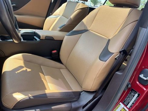 Used 2020 Lexus ES 300h w/ Premium Package FWD image 33