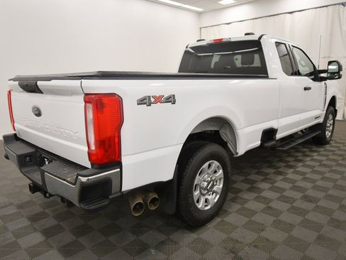 Used 2023 Ford F250 XLT image 8