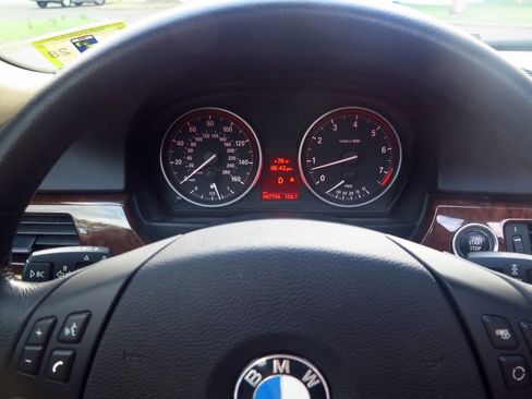Used 2009 BMW 328i Sedan RWD image 10