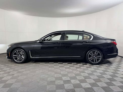 Used 2022 BMW 750i xDrive AWD/4WD image 11