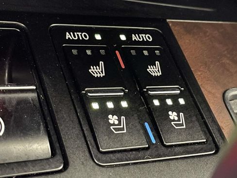 Used 2022 Lexus RX 350 AWD w/ Premium Package image 32