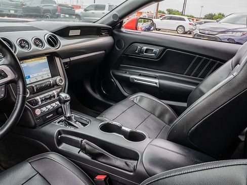 Used 2017 Ford Mustang Premium w/ Ecoboost Performance Package image 13