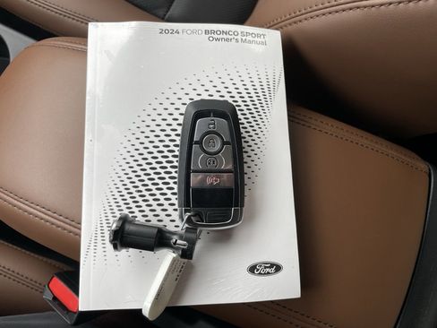 Used 2024 Ford Bronco Sport Badlands w/ Premium Package image 50