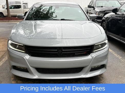 Used 2020 Dodge Charger SXT w/ Plus Group RWD image 3