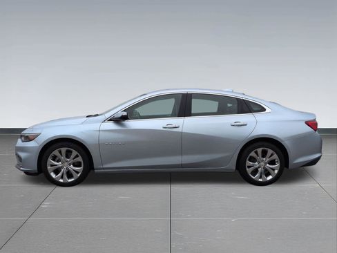 Used 2017 Chevrolet Malibu Premier image 3