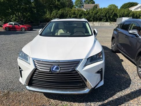 Used 2017 Lexus RX 450h AWD w/ Accessory Package image 2