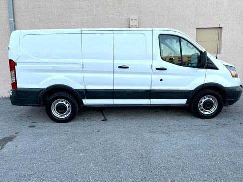 Used 2016 Ford Transit 150 130 Low Roof image 19