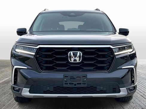 Used 2023 Honda Pilot Elite image 2