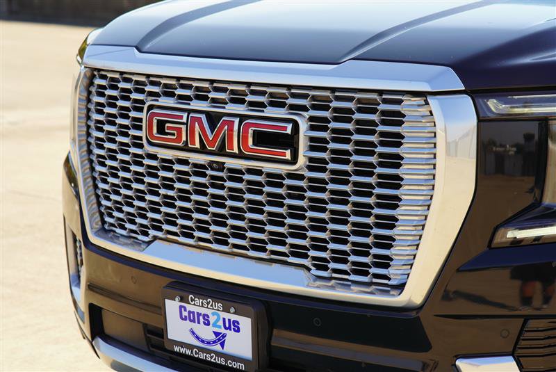 Used 2021 GMC Yukon Denali w/ Denali Premium Package AWD/4WD image 25