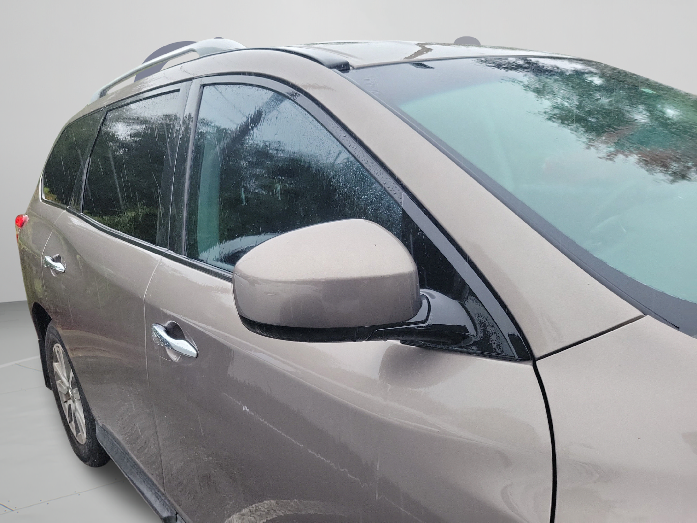 Used 2014 Nissan Pathfinder SV AWD/4WD image 11