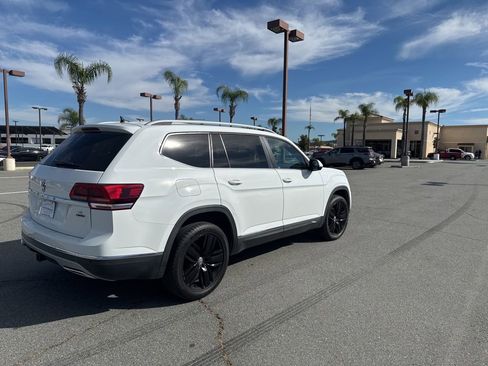 Used 2019 Volkswagen Atlas SEL image 4
