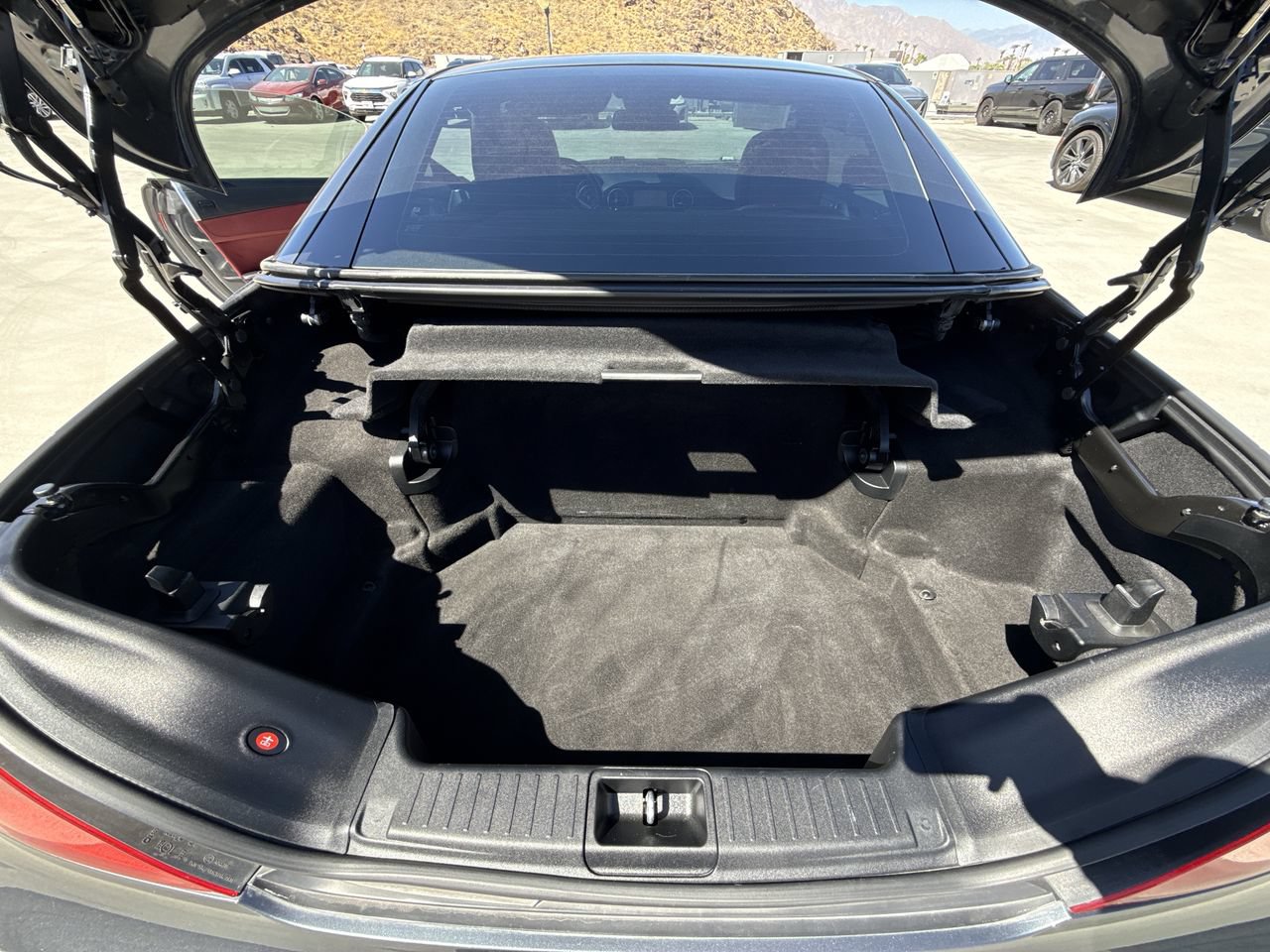 Used 2013 Mercedes-Benz SL 550 image 25