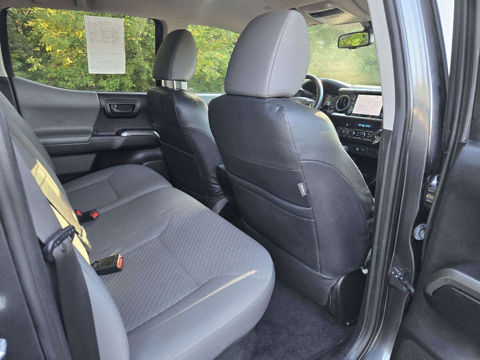 Used 2021 Toyota Tacoma SR5 AWD/4WD image 25