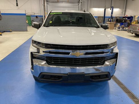 Used 2019 Chevrolet Silverado 1500 LT w/ All-Star Edition AWD/4WD image 2