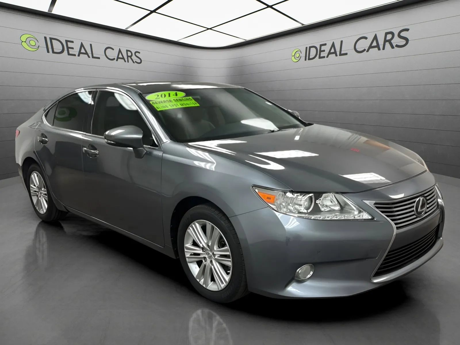 Used 2014 Lexus ES 350 w/ Premium Package FWD image 3