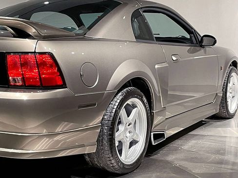 Used 2001 Ford Mustang GT image 32