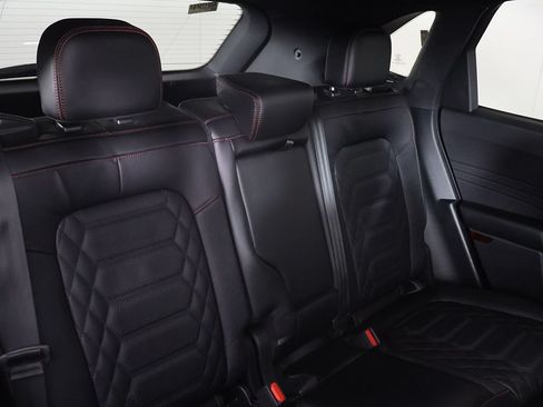 Used 2023 Ford Escape ST-Line Elite w/ Premium Technology Package AWD/4WD image 33