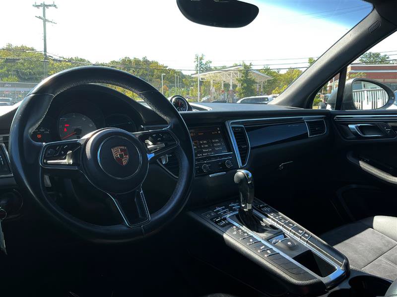 Used 2015 Porsche Macan S AWD/4WD image 23