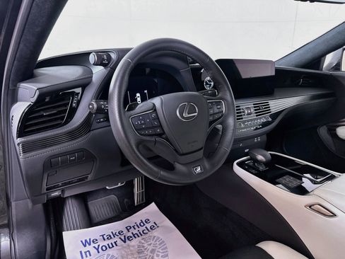 Certified 2025 Lexus LS 500 F Sport AWD/4WD image 9