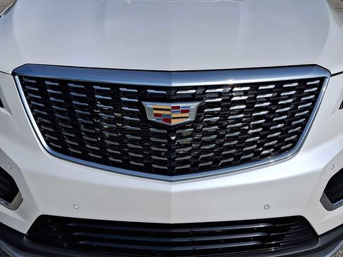 Used 2020 Cadillac XT5 Premium Luxury AWD/4WD image 9