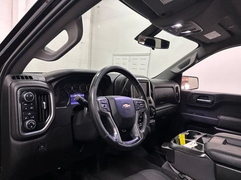 Used 2021 Chevrolet Silverado 1500 LT AWD/4WD image 31