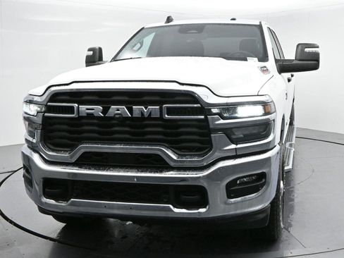 Used 2025 RAM 2500 Big Horn AWD/4WD image 3