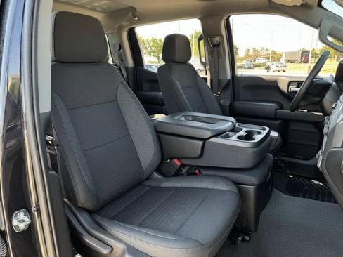 Used 2023 Chevrolet Silverado 1500 Custom AWD/4WD image 28