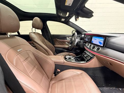 Used 2018 Mercedes-Benz E 63 AMG S image 38