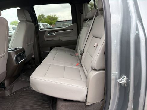 New 2026 GMC Sierra 1500 SLT AWD/4WD image 12