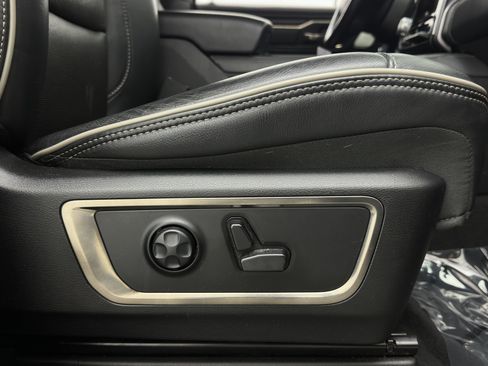 Used 2019 RAM 1500 Limited AWD/4WD image 42