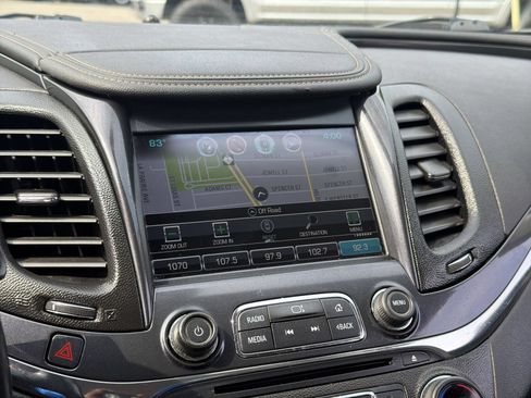 Used 2019 Chevrolet Impala Premier FWD image 30