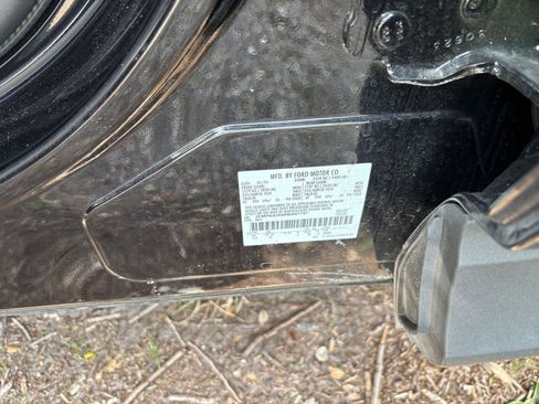 Used 2024 Ford Edge SEL image 29