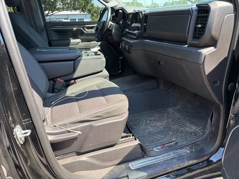 Used 2023 Chevrolet Silverado 1500 LT Trail Boss AWD/4WD image 16