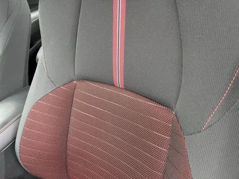 Used 2023 Toyota Corolla SE image 7