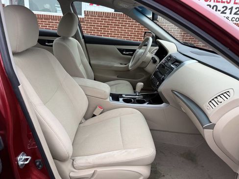 Used 2014 Nissan Altima 2.5 S image 22